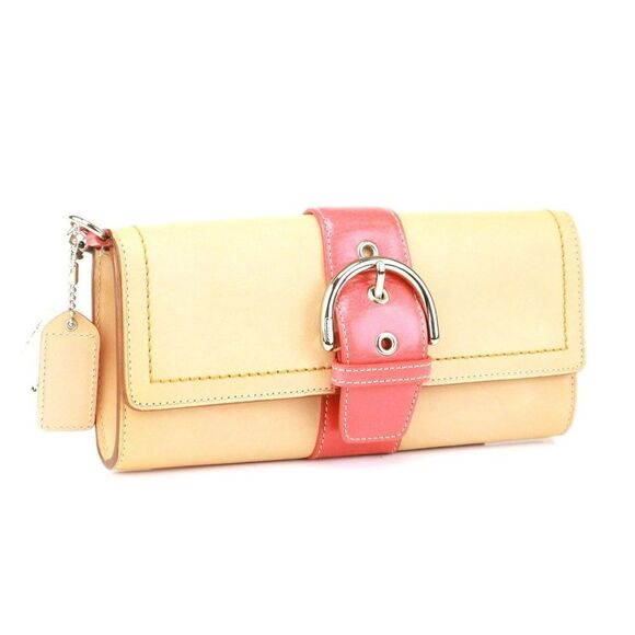 NEW Coach Italian Leather Buckle Oversize Clutch Flap Vachetta Pink $295+ - Picture 1 of 8